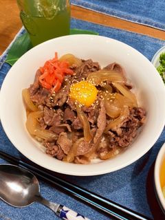 ♡煮込んで簡単!あっさり美味しい!牛丼♡-レシピのメイン写真