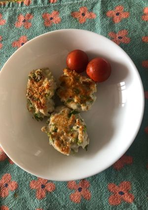 鶏肉ミンチのハンバーグ-レシピのメイン写真