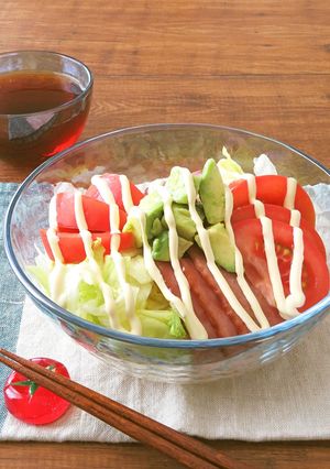 ひんやり☆アボカドとＢＬＴサラダうどん-レシピのメイン写真