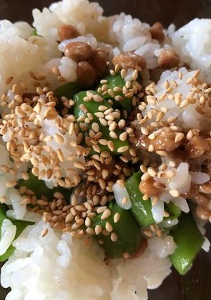 納豆とスナックエンドウのご飯-レシピのメイン写真