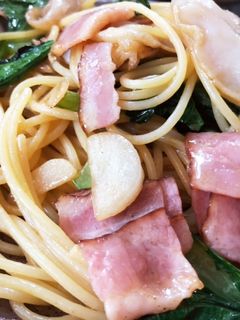 白きくらげと小松菜の和風パスタ-レシピのメイン写真