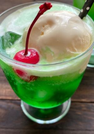おうちで喫茶店のメロンクリームソーダ♡-レシピのメイン写真