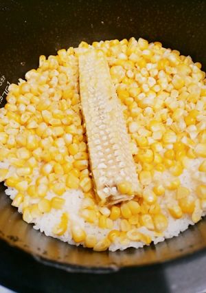 とうもろこしご飯★バター&醤油-レシピのメイン写真