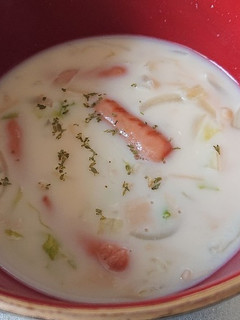 余り野菜とウインナーの牛乳スープ-レシピのメイン写真