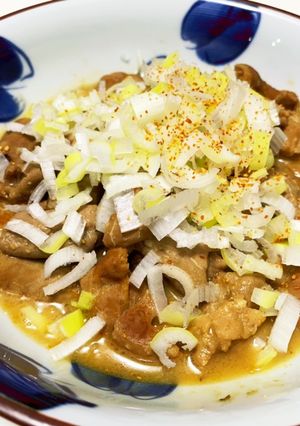 豚ホルモン味噌煮込み-レシピのメイン写真