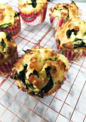 ほうれん草とベーコン入りのチーズマフィン-レシピのメイン写真