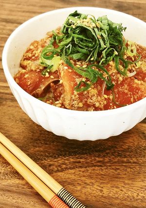 サーモンのごま漬け丼-レシピのメイン写真