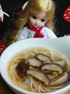 リカちゃん♡生椎茸精進つゆそうめん☆*。-レシピのメイン写真