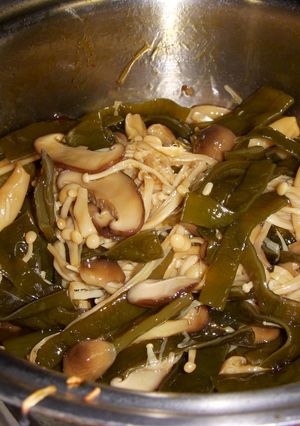 茎わかめと茸の佃煮-レシピのメイン写真