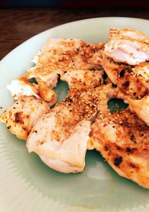 超簡単節約チーズ七味味の鷄ムネ肉せんべい-レシピのメイン写真