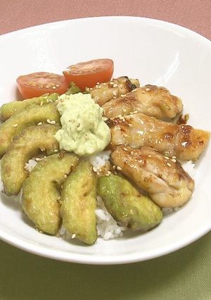 アボカドと鶏肉の照り焼き丼-レシピのメイン写真