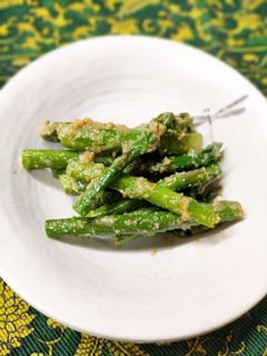 食べ過ぎ注意✨アスパラのゴマ和え-レシピのメイン写真