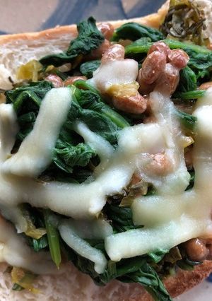 納豆と高菜・ほうれん草のゴチャトースト-レシピのメイン写真
