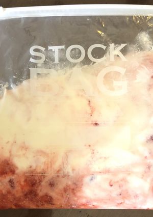 【簡単】ストロベリーアイス-レシピのメイン写真