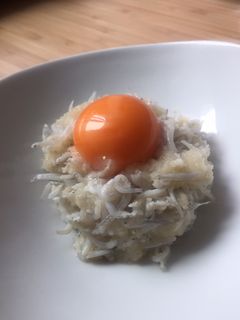 ご飯のお供。しらすの味噌おろし和え-レシピのメイン写真