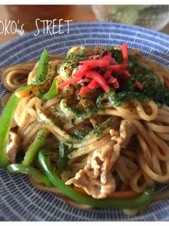 冷蔵庫整理に! 冷凍うどんで「焼うどん」-レシピのメイン写真