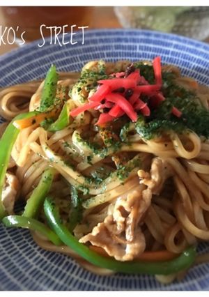 冷蔵庫整理に！　冷凍うどんで「焼うどん」-レシピのメイン写真