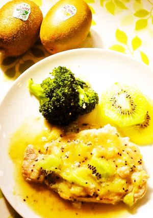☺キウイソースの簡単柔らかポークソテー☺-レシピのメイン写真