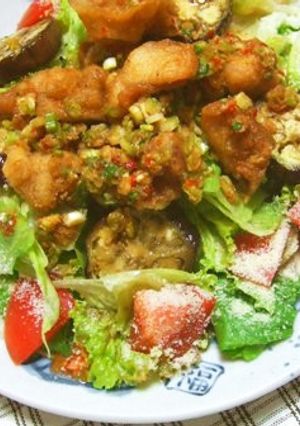 チキンたっぷりおかずサラダ-レシピのメイン写真