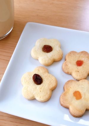 おはなクッキーでのんびり休日♪-レシピのメイン写真