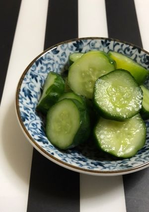 ビニール袋・鶏がらスープの素で胡瓜の漬物-レシピのメイン写真