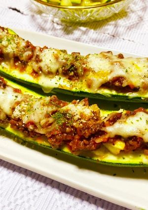 ズッキーニのミートソースチーズ焼き♪-レシピのメイン写真