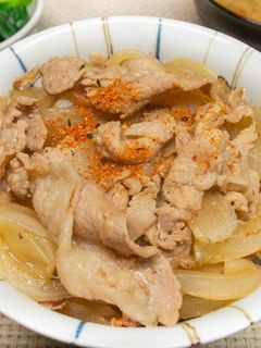 新タマネギの豚丼-レシピのメイン写真