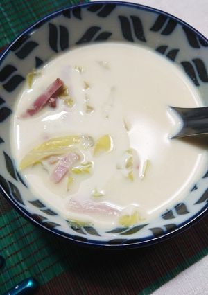 簡単！豆乳と野菜、ベーコンのスープ-レシピのメイン写真