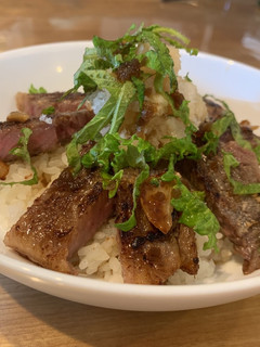 ステーキリメイク丼♡-レシピのメイン写真