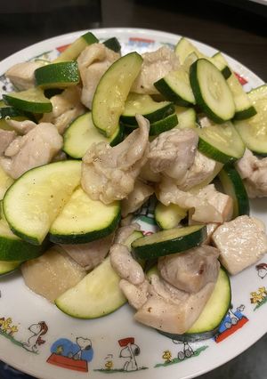 ズッキーニと鶏肉の簡単あっさり一品-レシピのメイン写真