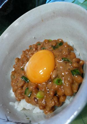 超簡単朝ごはん★ピリ辛納豆丼-レシピのメイン写真