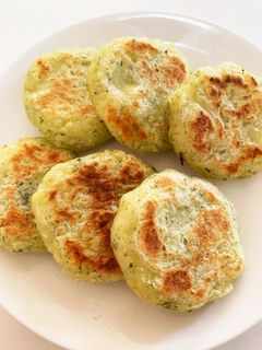 ☆離乳食完了期☆手づかみじゃがいも餅-レシピのメイン写真