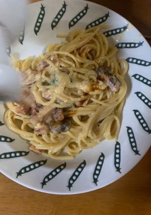 カルボナーラには、ちょっと醤油をかける-レシピのメイン写真