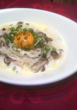 きのことベーコンの濃厚カルボナーラ素麺-レシピのメイン写真