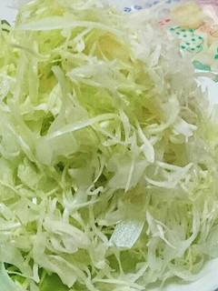 スライサーで簡単綺麗な千キャベツ⋆*❁*-レシピのメイン写真