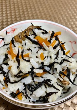 ひじきの煮物をひじきご飯にリメイク！-レシピのメイン写真