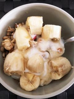 フルグラバナナ蜂蜜かけ-レシピのメイン写真