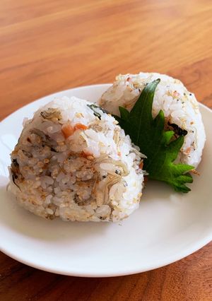 梅じゃこのサッパリ焼きおにぎり。-レシピのメイン写真