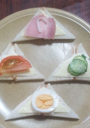 耳まで旨い、三角オープンサンド-レシピのメイン写真