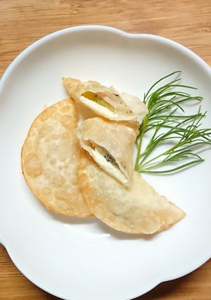 ヘルシーおつまみ♪キウイ揚げ餃子-レシピのメイン写真