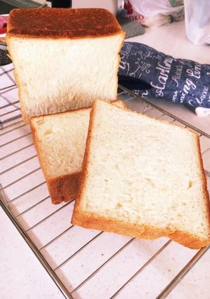 HBでふわふわしっとり金の食パン風型焼き-レシピのメイン写真