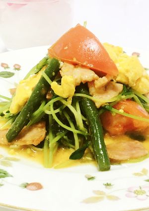 トマト☆豆苗☆隠元の梅バターポン酢炒め-レシピのメイン写真