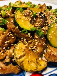 コク旨♡豚肉とズッキーニのバタポン酢炒め-レシピのメイン写真