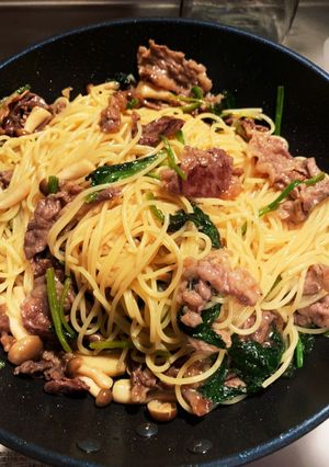 牛肉ほうれん草しめじパスタ-レシピのメイン写真