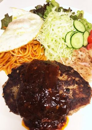 牛こま切れ肉♡でっかいハンバーグ〜♪-レシピのメイン写真