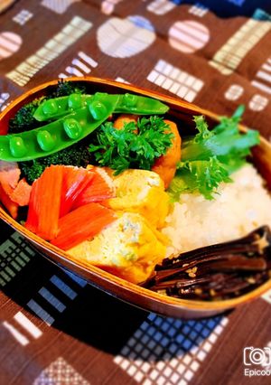 弁当に赤がないって時の包丁いらずカニカマ-レシピのメイン写真