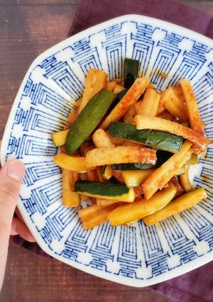 ズッキーニとちくわのうま辛炒め-レシピのメイン写真