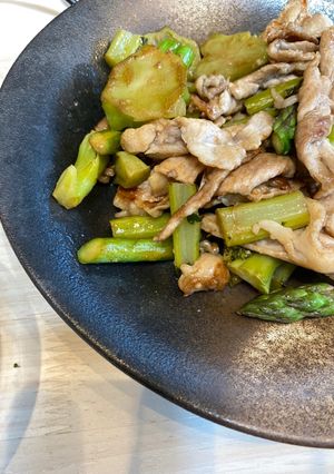アスパラと豚肉のバタぽん炒め-レシピのメイン写真