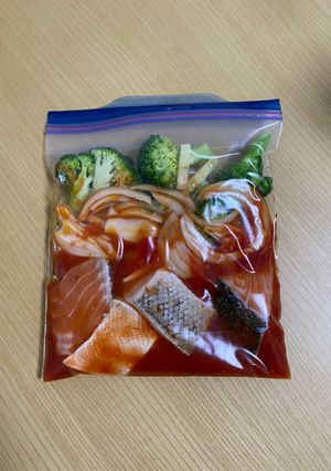 冷凍作り置き！鮭とブロッコリーのトマト煮-レシピのメイン写真