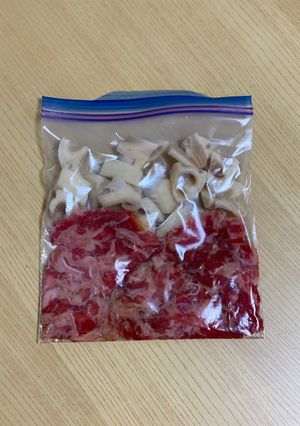 冷凍作り置き！牛肉と蓮根のオイスター煮-レシピのメイン写真